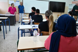 Πανελλήνιες 2026: Τα θέματα σε Ιστορία, Φυσική και Οικονομία