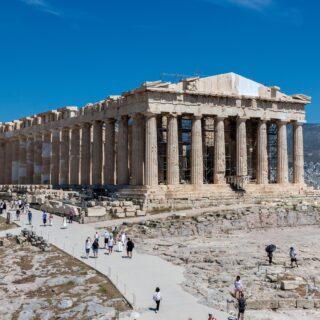 Συμπληρώθηκε μετά από 220 χρόνια το δυτικό αέτωμα του Παρθενώνα