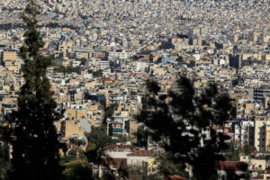Ανάσα σε χιλιάδες οφειλέτες του νόμου Κατσέλη – Τι κερδίζουν, αναλυτικά παραδείγματα
