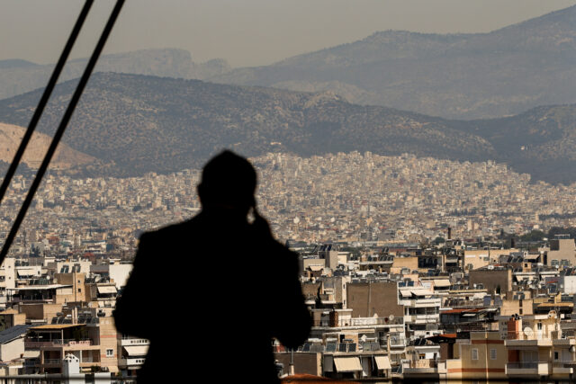 Στεγαστική κρίση: Πώς θα «ανοίξουν» ή πώς θα «κλείσουν» τα σπίτια