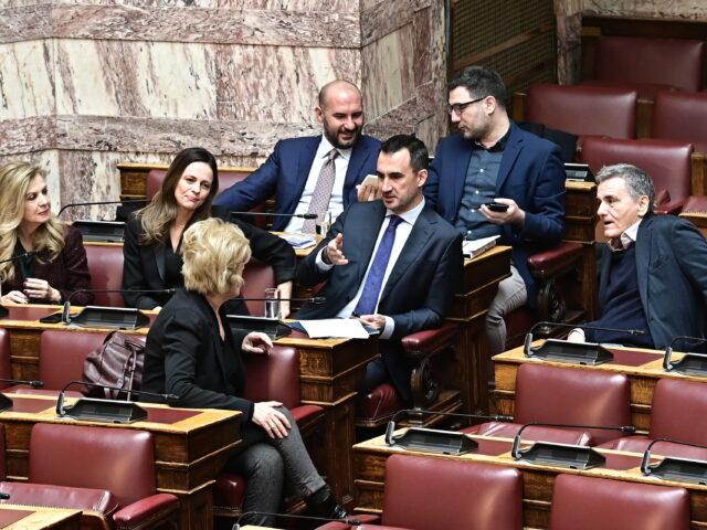 Η διάσπαση ως αριστερή κανονικότητα