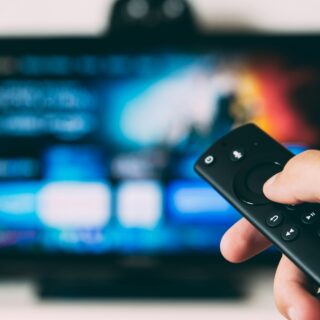 Η νέα ελληνική «συμμαχία streaming» και το μεγάλο ερώτημα για Nova, Cosmote TV και Super League