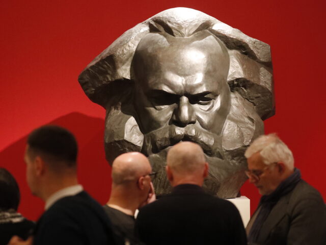 Όπιο του λαού; Μήπως τελικά ο Μαρξ είχε δίκιο για τη θρησκεία;