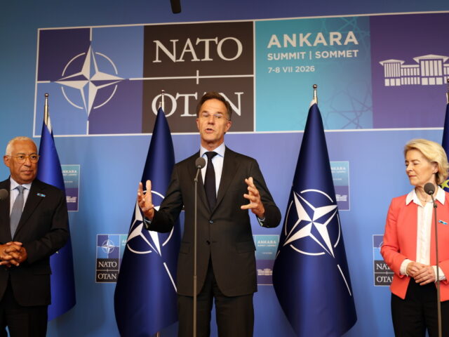 Πώς τα πλήγματα του Τραμπ στο Ιράν ανέτρεψαν το σκηνικό στη Σύνοδο του ΝΑΤΟ