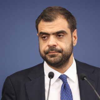 Πολιτική από το… ρετιρέ