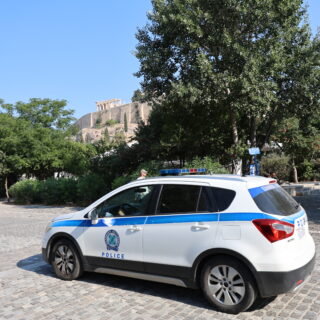Επίθεση με μαχαίρι σε τουρίστες στην Ακρόπολη