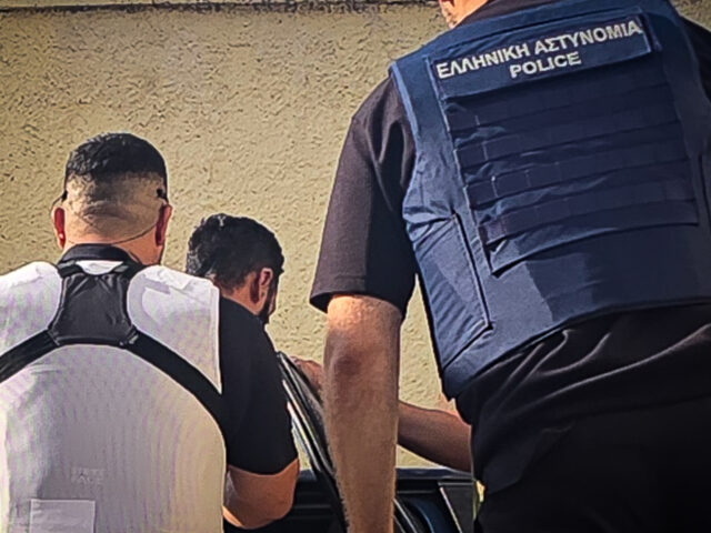 Σύρος: Τι υποστηρίζει η οικογένεια της διασώστριας – Απολογείται το ζευγάρι για τον θάνατο της 41χρονης