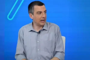 Νέα σελίδα για τις «Συνδέσεις» της ΕΡΤ, με Παπαχλιμίντζο και νέα παρτενέρ