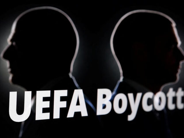 Πώς ο ποδοσφαιρικός πλανήτης βάζει φρένο στα παράλογα σχέδια του Ινφαντίνο