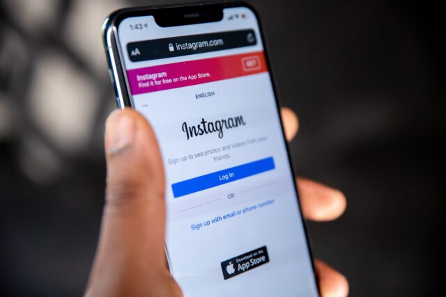 Το Instagram ενέκρινε διαφημίσεις που προωθούσαν σεξουαλική κακοποίηση παιδιών