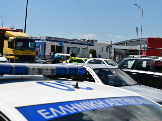 Όσο μεγαλύτερα τα αυτοκίνητα, τόσο μεγαλύτερος και ο κίνδυνος για τα μικρά παιδιά