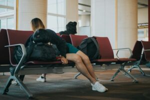 Τι προκαλεί το jet lag στο ανθρώπινο σώμα και πώς να το αντιμετωπίσετε