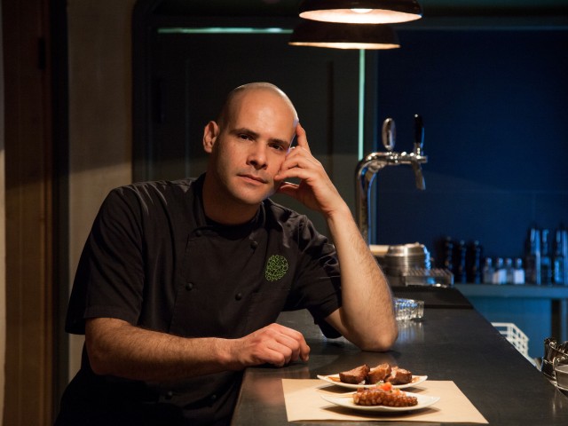 Πιστεύω εις μίαν Αγία Φιάλη