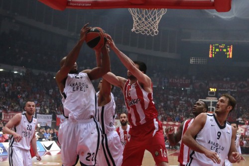 Πωλείται και το Στάδιο Ειρήνης Και Φιλίας