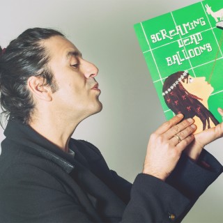 Οι Screaming Dead Balloons και το κόλλημα με τους Savage Republic