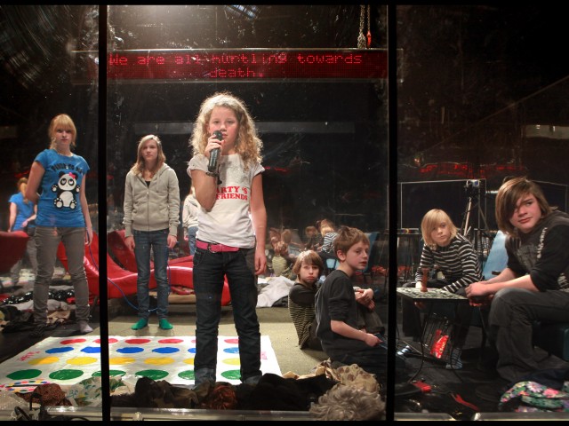 Παιδικό θέατρο για ενηλίκους