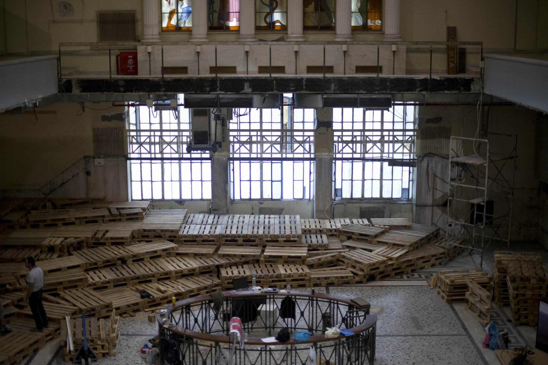 Αποκλειστικό: η Μπιενάλε από μέσα