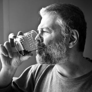 Αποκάλυψη-σοκ: Καναλάρχης κυνηγάει γλάρους στη Θάσο!