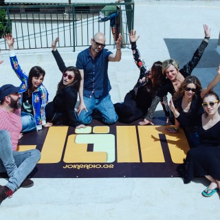 Ένας χρόνος Join Radio