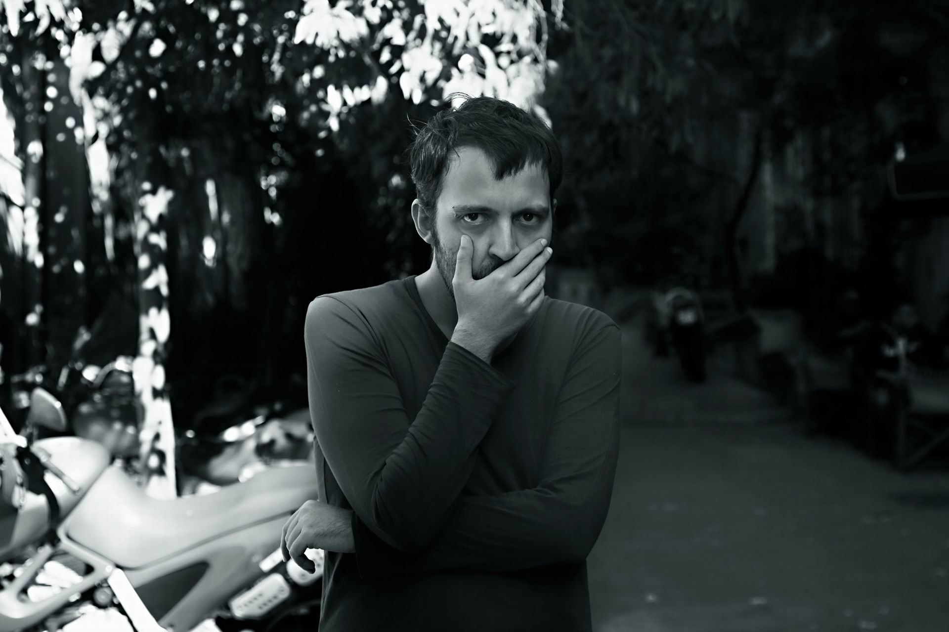 Αύγουστος Κορτώ: «Δεν υπάρχει ιδανική ζωή»