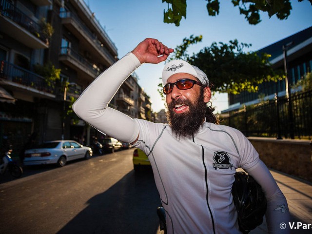 Να εύχεσαι να ναι μακρύς ο δρόμος (αν οδηγείς φιξάκι)