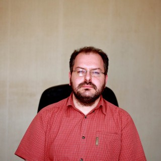 Μα κύριε Καλαμαρά, το e-book δεν μυρίζει όπως το παλιό καλό χαρτί…