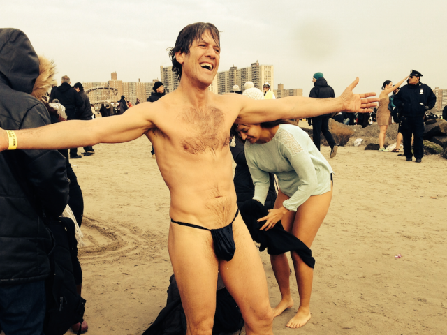 Μια σουρεαλιστική Πρωτοχρονιά