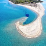 Μέχρι τις 15 Ιουνίου θα ανοίξουν τα χερσαία σύνορα για τον οδικό τουρισμό