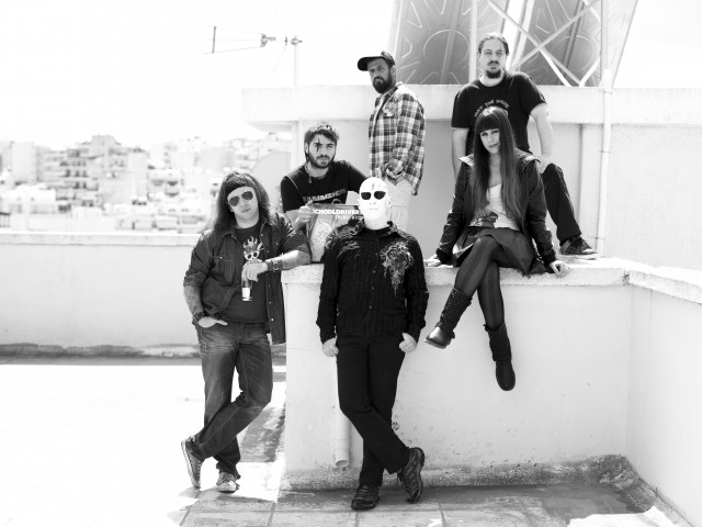 Οι Schooldrivers θέλουν να παίξουν με τους Deftones