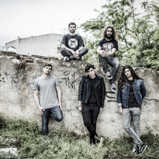 Οι MindthreaT είναι οι νικητές της 4ης διαγωνιστικής εβδομάδας του Red Bull Bedroom Jam