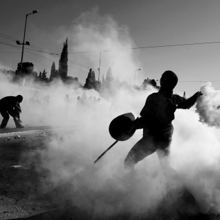 Ποιο είναι το πρώτο πράγμα που σας έρχεται στο μυαλό όταν ακούτε τη φράση «τέσσερα χρόνια μνημόνιο»;