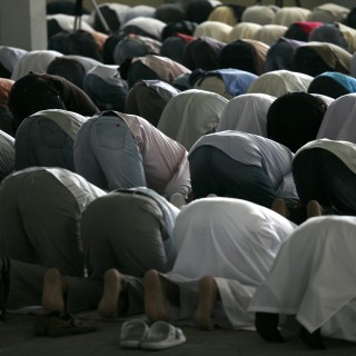 Πιστεύετε ότι πρέπει να χτιστεί τζαμί στην Αθήνα;