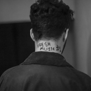 Τι έκαναν δεκάδες μουσικοί σε ένα άδειο ξενοδοχείο;