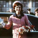 Στο σφυρί δυο αντικείμενα της Τζάκι Κένεντι