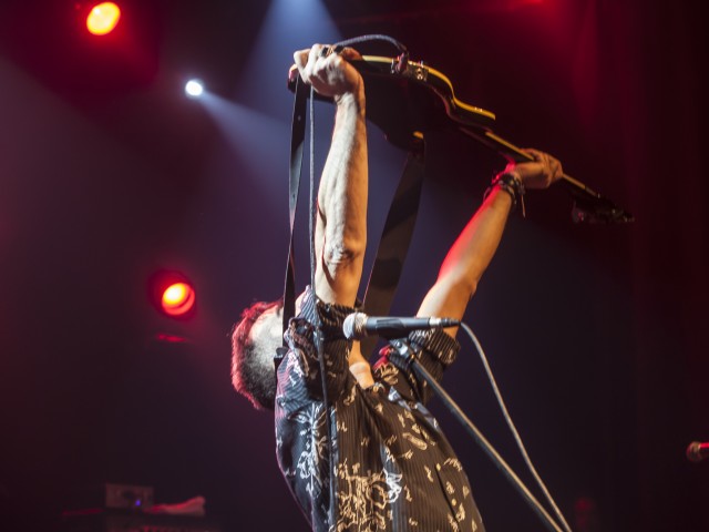 «Είμαστε όλοι άνθρωποι και ζούμε με συναισθήματα – εκτός ίσως από τους φασίστες και τους μισάνθρωπους»