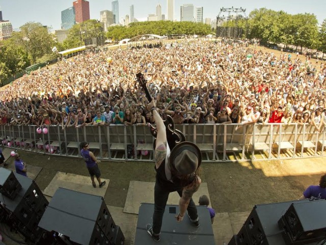 Το Lollapalooza σε ζωντανή μετάδοση (στην οθόνη του υπολογιστή)