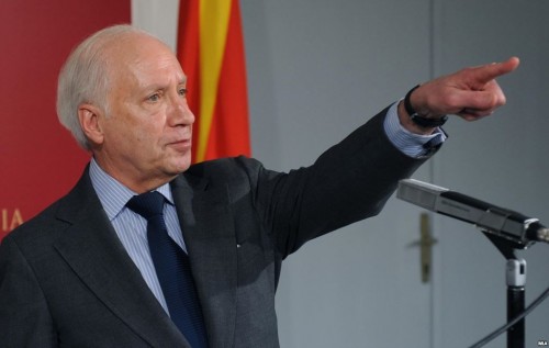 Ο Μ. Νίμιτς φέρεται να έχει νέα πρόταση για την ονομασία της πΓΔΜ