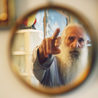 Ο Όρτσολας με το καφενείο στο χωριό Διλινάτα της Κεφαλονιάς