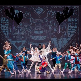 Ποιος θα χορέψει στη «Σταχτοπούτα»;