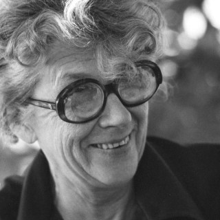 Η Αμερικανίδα ζωγράφος Betty Ryan που ερωτεύτηκε την Άνδρο