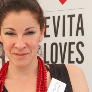 Η Εβίτα Παπαχαραλάμπους αγαπάει τα γλυκά