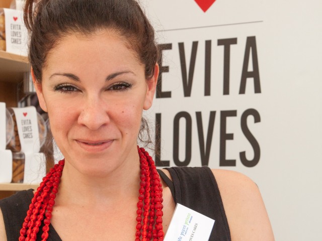 Η Εβίτα Παπαχαραλάμπους αγαπάει τα γλυκά