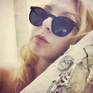 H Μαριέττα Φαφούτη περνάει μια εβδομάδα με το Black Book of Blackness!