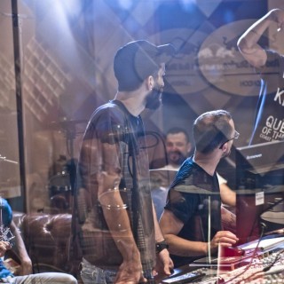 Οι νικητές του Red Bull Bedroom Jam ηχογραφούν στο Λονδίνο