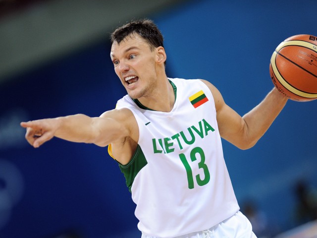 Ο μεγάλος Σάρας σταμάτησε το μπάσκετ