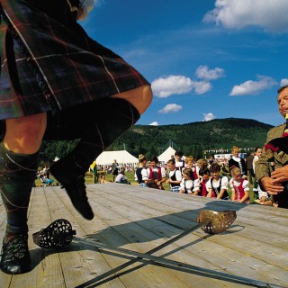 Αναίμακτη επανάσταση ή εποχές που δε σηκώνουν ρίσκα;