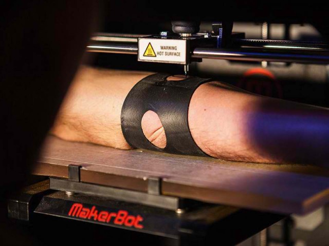 Ένας τρισδιάστατος εκτυπωτής που χτυπάει tattoo!