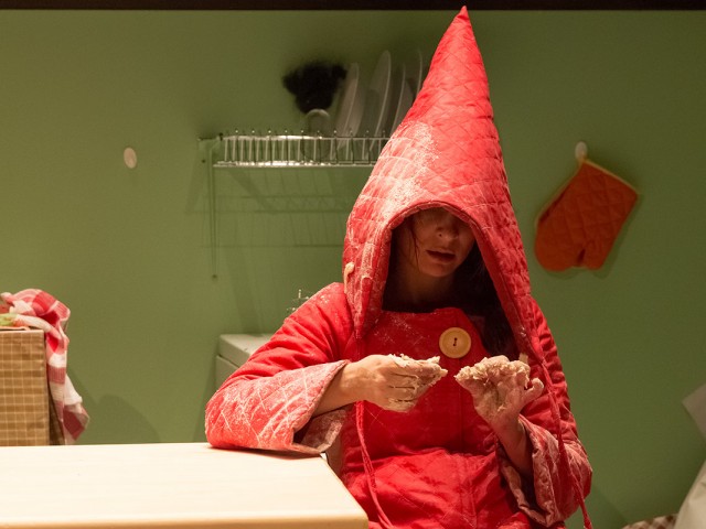 ΚΡΙΤΙΚΗ ΘΕΑΤΡΟΥ: Αδελφοί Γκριμ εναντίον Δόμνας Σαμίου