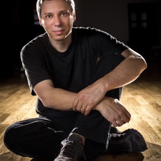 Ακούστε το νέο κομμάτι του Αλκίνοου Ιωαννίδη