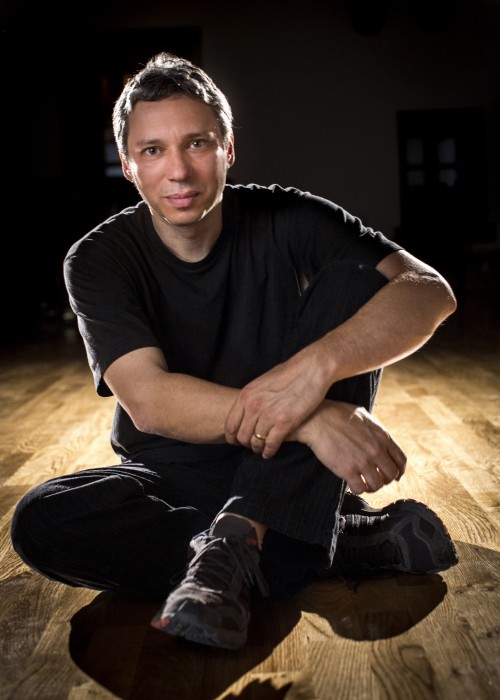 Ακούστε το νέο κομμάτι του Αλκίνοου Ιωαννίδη